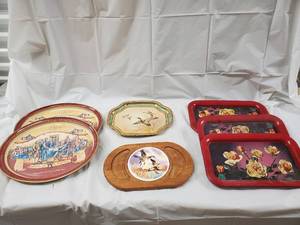 lot 131 image: Decorative Trays & Plates - 7-Piece Vintage Floral & Bird Motifs Lot