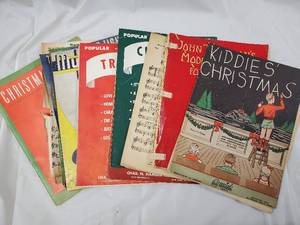 lot 145 image: Kiddies Christmas Vintage Magazine Bundle - Assorted Holiday Issues (Lot of 9)