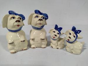 lot 45 image: Shawnee Pottery - Muggsy Dog Salt & Pepper Sets