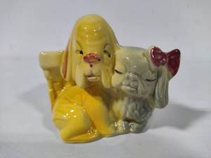 lot 63 image: Shawnee Pottery - Pekingese & Hound Planter