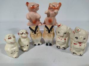 lot 55 image: Lot of Assorted Vintage Salt & Pepper Shakers
