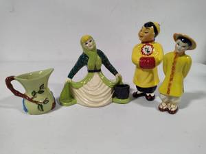 lot 65 image: Ceramic Art Studio (CAS) Assorted Figurines