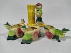 lot 103 image: Shawnee Pottery - Asian Themed Planters