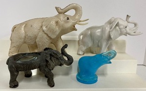 lot 40 image: Lot of 4 Elephant Figurines