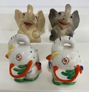 lot 79 image: Two Sets of Elephant Salt and Pepper Shakers Ceramic and Porcelain Vintage Shakers