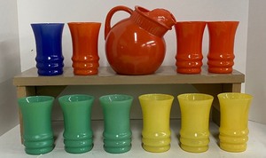 lot 96 image: Vintage Anchor Hocking Rainbow Ball Tilt Pitcher and Tumblers