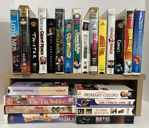 lot 113 image: Lot of VCRVHS Tapes lot of 23