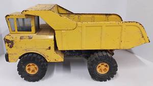 lot 115 image: Vintage Nylint Metal Toy Dump Truck