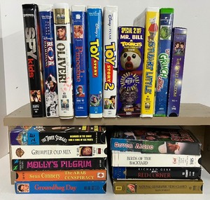 lot 116 image: Lot of VCRVHS Tapes lot of 19