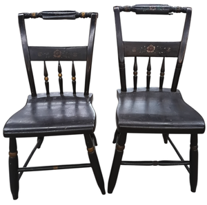 lot 125 image: Set of Two Vintage Chairs Petite Ladder Back Chairs Stenciled Floral Farmhouse Chair