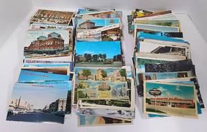 lot 145 image: Vintage Postcards United States Travel 300 Cards