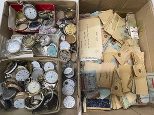 lot 157 image: Large Lot of Assorted Vintage Watch Pocketwatch Parts Envelopes with Watch Crystal Faces