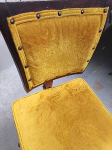 lot 181 image: Victorian Style Office Chair on Wheels