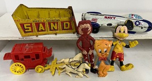 lot 187 image: Vintage Toy Lot Tin Litho Navy Plane Line Mar Toys, Rubber Toys