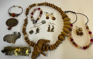 lot 210 image: Elephant Jewelry Lot