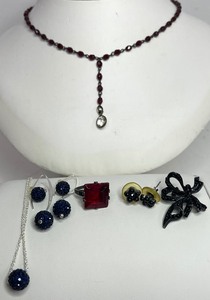 lot 220 image: Necklace Earrings and Sterling Ring