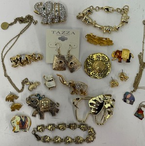 lot 227 image: Large Gold Tone Elephant Jewelry Lot