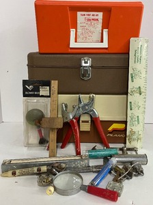lot 228 image: Small Tools and Toolboxes Lot