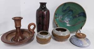 lot 253 image: Pottery Lot 6 PC