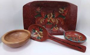 lot 263 image: Rosemaling Lot Decor