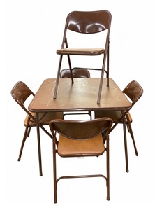 lot 274 image: Samsonite Card Table and Four Chairs