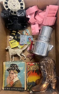 lot 47 image: Vintage Toy Lot Viewmaster Doll furniture Boot Bank