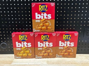 lot 12 image: Ritz Bits Peanut Butter