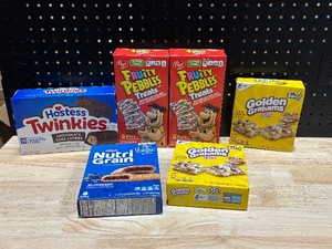 lot 28 image: Snack Items