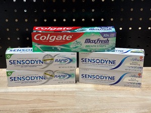 lot 39 image: Toothpaste