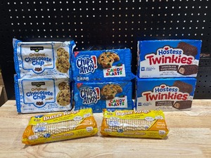 lot 66 image: Snacks