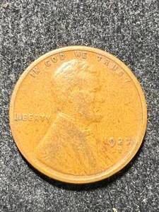 lot 21 image: 1927-S US WHEAT CENT