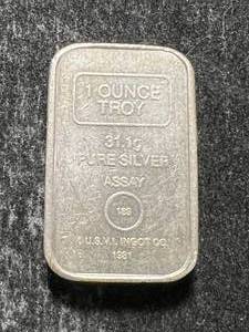 lot 32 image: 1 TROY OZ .999 FINE SILVER ASSAY BAR