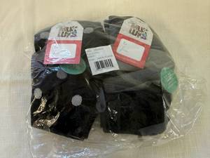 lot 26 image: SSS. 5x Black Muk Luk Socks-LXL