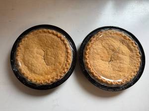 lot 43 image: EE. 2x 8 Jessie Lord Bakery Cherry Pies