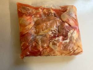 lot 58 image: CC. 8 piece Cut up Chicken