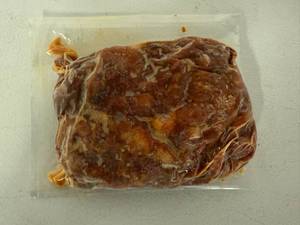 lot 68 image: EE. 2lbs Pollo Asado-Roasted Seasoned Pulled Chicken