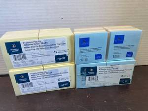 lot 16 image: Pop-Up Dispensable Sticky Notes