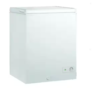lot 2 image: Vissani 6.9 cu. ft. Manual Defrost Chest Freezer with LED Light Type in White (Transit Damage, See Photos)