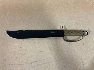 lot 85 image: Heros Edge With Hand guard K1020-4-CH W Sheathe