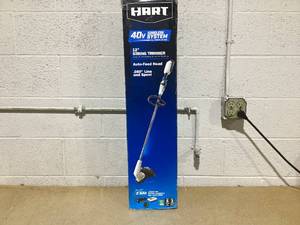 lot 92 image: HART 40-Volt Cordless 12-inch String Trimmer Kit (1) 2.5Ah 40V Lithium-Ion Battery