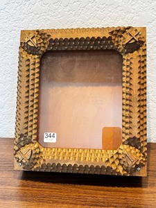 lot 164 image: Antique Tramp Art Wooden Shadow Box Frame with Carved Accents