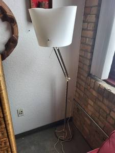 lot 16 image: Modern Adjustable Floor Lamp with Unique White Shade