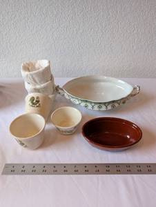 lot 69 image: Vintage Oven Serveware and Ceramic Bowl Collection with Rooster Motif