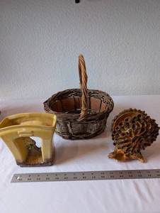 lot 122 image: Vintage Basket, Ceramic Planter, and Sea Shell Display Collection