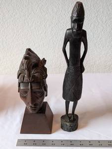 lot 124 image: Set of 2 Hand-Carved African Wooden Sculptures