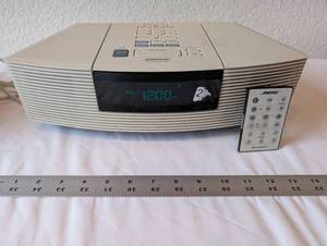 lot 135 image: Bose Wave RadioCD AWRC1P with Remote