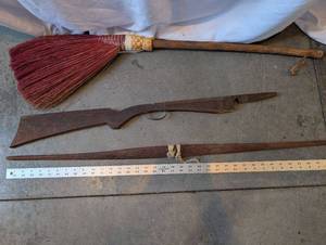 lot 212 image: Vintage Wooden Toy Rifle, Stick Hobby Horse, and Handcrafted Straw Broom Set