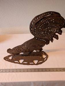 lot 213 image: Rustic Metal Rooster Silhouette Wall Decor, 20 Inch Tall