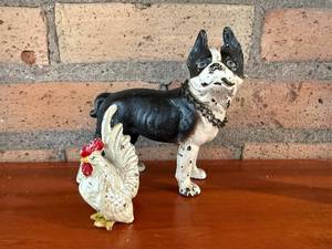 lot 149 image: Bulldog & Rooster Die-Cast Metal Figurines - Display Pair