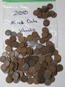 lot 38 image: 200 (Mixed Date) Wheat Pennies in a bag
